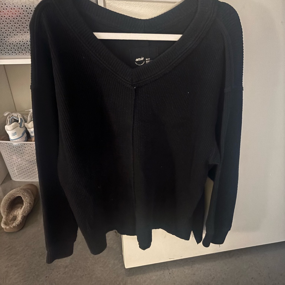 Aerie Black V-Neck Sweatshirt - Picture 2 of 4